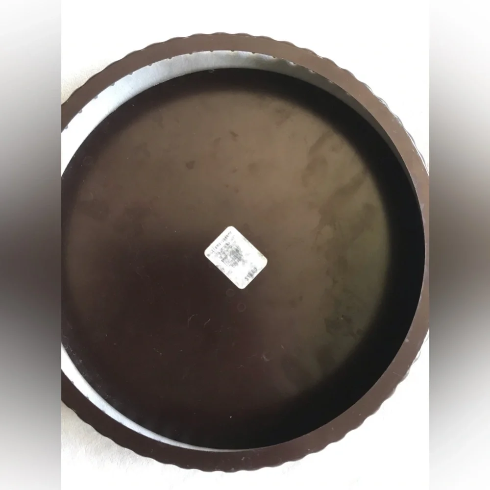 Williams Sonoma Nonstick Fluted Tart Pan in Dark Gray
